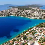 Family-friendly With Swimming Pool Mavarstica, Ciovo - 18642 트로기르