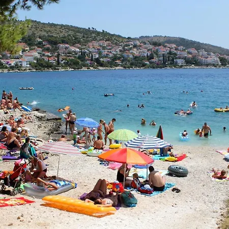 Family-friendly With Swimming Pool Mavarstica, Ciovo - 18642 شقة