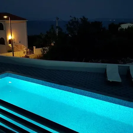 شقة Family-friendly With Swimming Pool Mavarstica, Ciovo - 18642 *