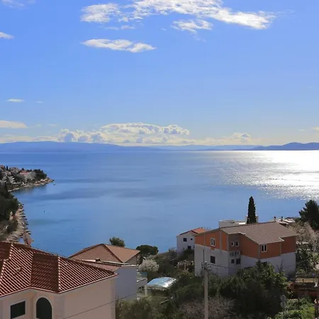 Family-friendly With Swimming Pool Mavarstica, Ciovo - 18642 شقة تروغير