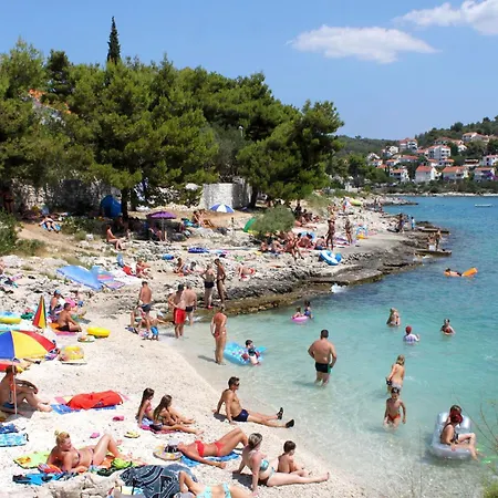 Family-friendly With Swimming Pool Mavarstica, Ciovo - 18642 * تروغير